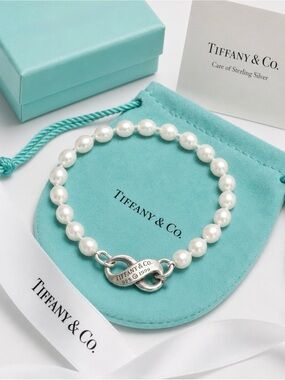 Vintage 1999 Tiffany & Co. Pearl Infinity Bracelet Sterling Silver 8”
